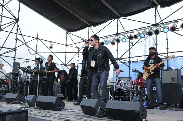 Roots Revealers at the Austin Reggae Festival, 04/17/10, Auditorium Shores,