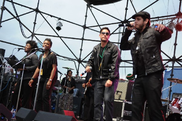 Roots Revealers at the Austin Reggae Festival, 04/17/10, Auditorium Shores,