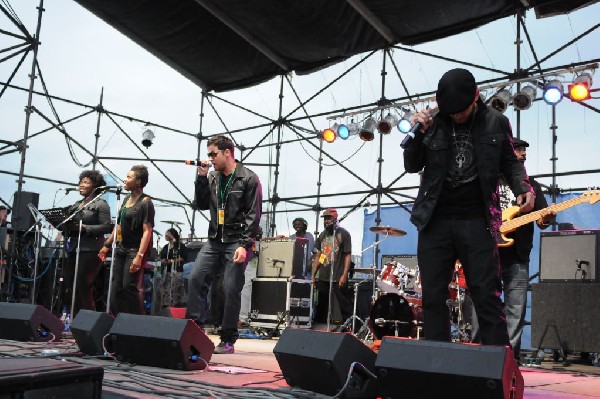 Roots Revealers at the Austin Reggae Festival, 04/17/10, Auditorium Shores,