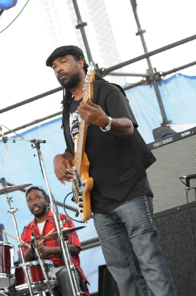 Roots Revealers at the Austin Reggae Festival, 04/17/10, Auditorium Shores,