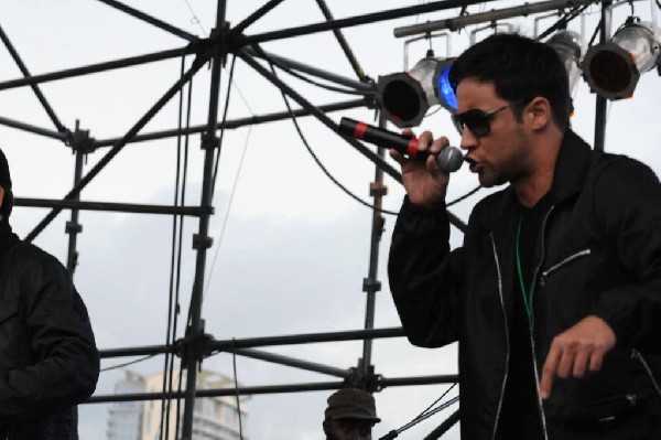 Roots Revealers at the Austin Reggae Festival, 04/17/10, Auditorium Shores,