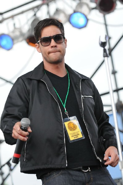 Roots Revealers at the Austin Reggae Festival, 04/17/10, Auditorium Shores,