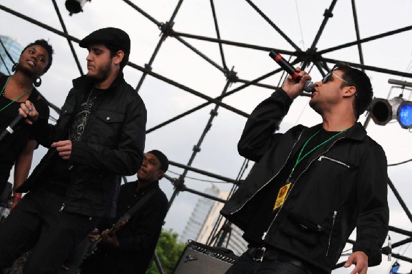 Roots Revealers at the Austin Reggae Festival, 04/17/10, Auditorium Shores,