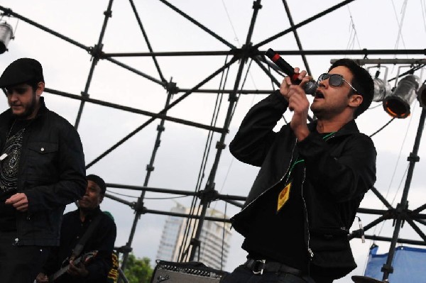 Roots Revealers at the Austin Reggae Festival, 04/17/10, Auditorium Shores,