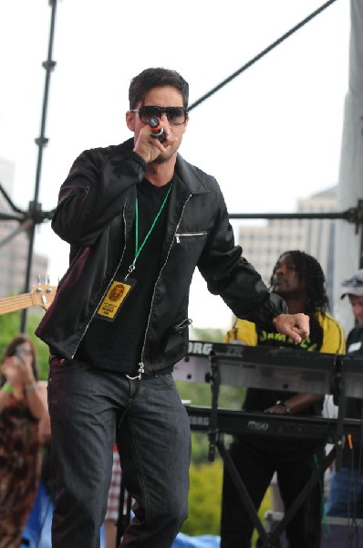 Roots Revealers at the Austin Reggae Festival, 04/17/10, Auditorium Shores,