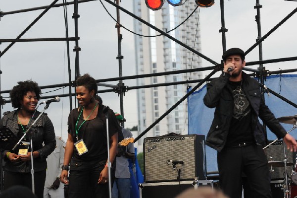 Roots Revealers at the Austin Reggae Festival, 04/17/10, Auditorium Shores,