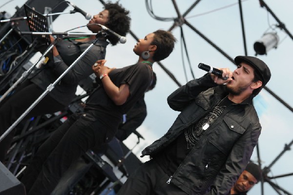 Roots Revealers at the Austin Reggae Festival, 04/17/10, Auditorium Shores,