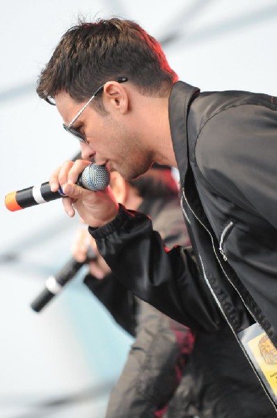 Roots Revealers at the Austin Reggae Festival, 04/17/10, Auditorium Shores,