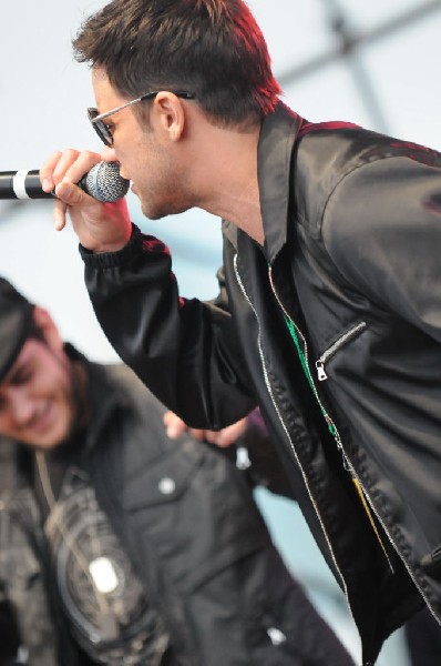 Roots Revealers at the Austin Reggae Festival, 04/17/10, Auditorium Shores,