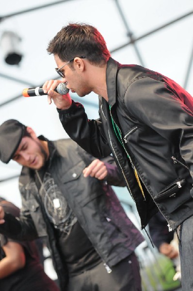 Roots Revealers at the Austin Reggae Festival, 04/17/10, Auditorium Shores,