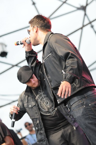 Roots Revealers at the Austin Reggae Festival, 04/17/10, Auditorium Shores,