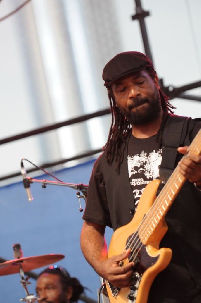 Roots Revealers at the Austin Reggae Festival, 04/17/10, Auditorium Shores,