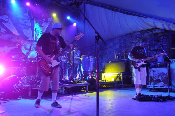 Slightly Stoopid at Stubb's BarBQ, Austin Texas 04/20/10