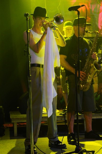 Slightly Stoopid at Stubb's BarBQ, Austin Texas 04/20/10