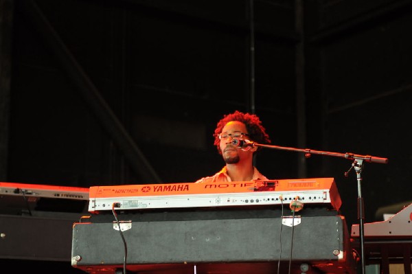 Salvador Santana Band at the Verizon Wireless Amphitheater