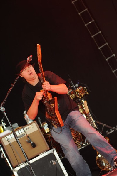 Salvador Santana Band at the Verizon Wireless Amphitheater