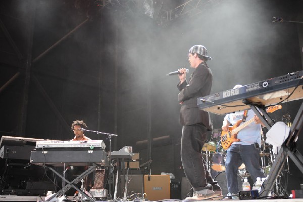 Salvador Santana Band at the Verizon Wireless Amphitheater