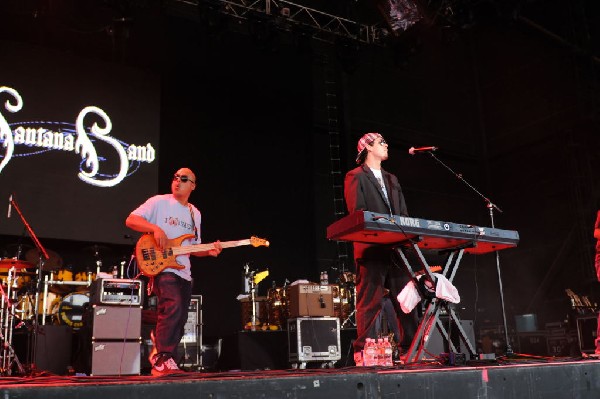 Salvador Santana Band at the Verizon Wireless Amphitheater