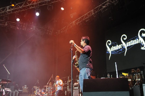 Salvador Santana Band at the Verizon Wireless Amphitheater