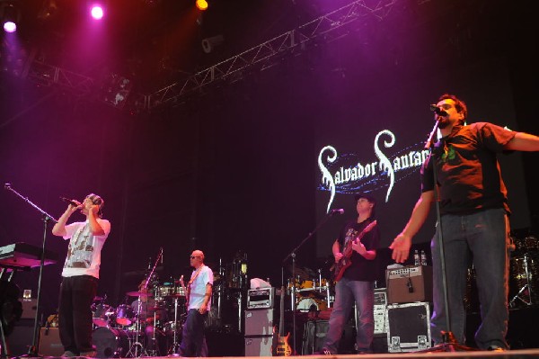 Salvador Santana Band at the Verizon Wireless Amphitheater