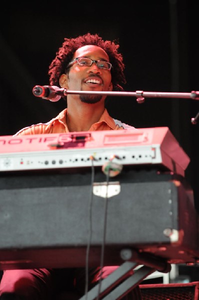 Salvador Santana Band at the Verizon Wireless Amphitheater