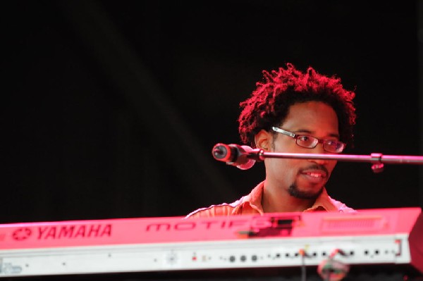 Salvador Santana Band at the Verizon Wireless Amphitheater