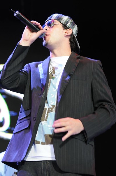 Salvador Santana Band at the Verizon Wireless Amphitheater