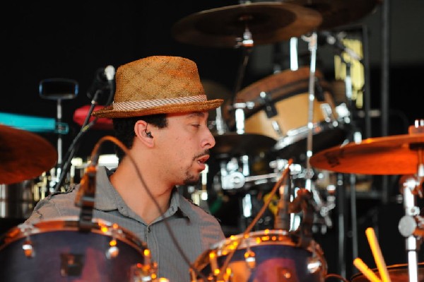 Salvador Santana Band at the Verizon Wireless Amphitheater
