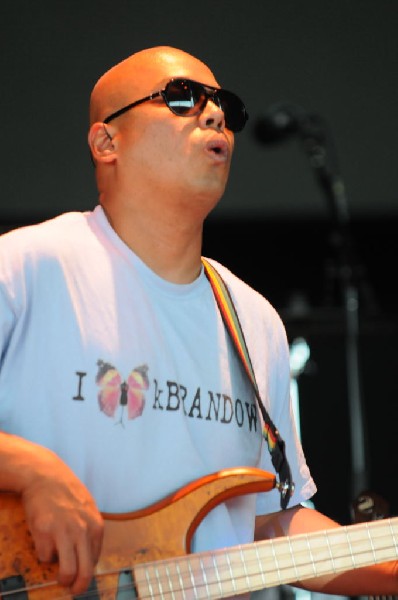 Salvador Santana Band at the Verizon Wireless Amphitheater