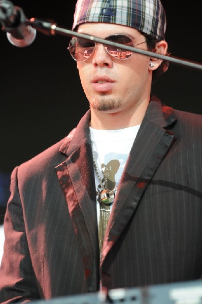 Salvador Santana Band at the Verizon Wireless Amphitheater