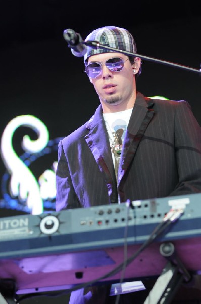 Salvador Santana Band at the Verizon Wireless Amphitheater