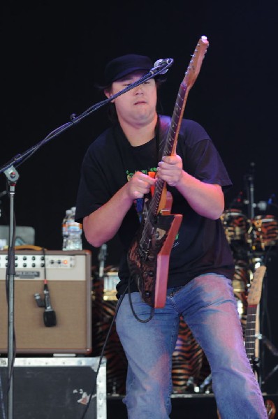 Salvador Santana Band at the Verizon Wireless Amphitheater