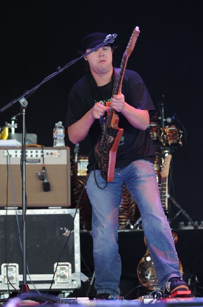 Salvador Santana Band at the Verizon Wireless Amphitheater