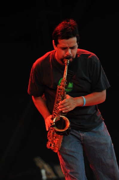 Salvador Santana Band at the Verizon Wireless Amphitheater