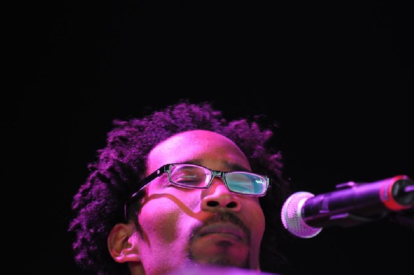 Salvador Santana Band at the Verizon Wireless Amphitheater