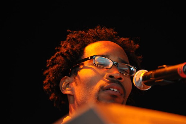 Salvador Santana Band at the Verizon Wireless Amphitheater