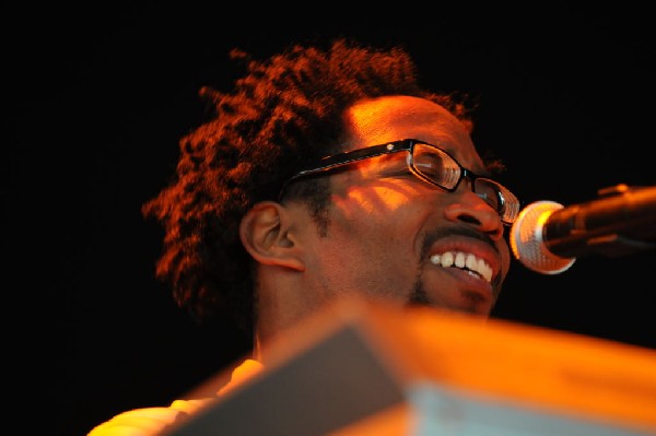 Salvador Santana Band at the Verizon Wireless Amphitheater