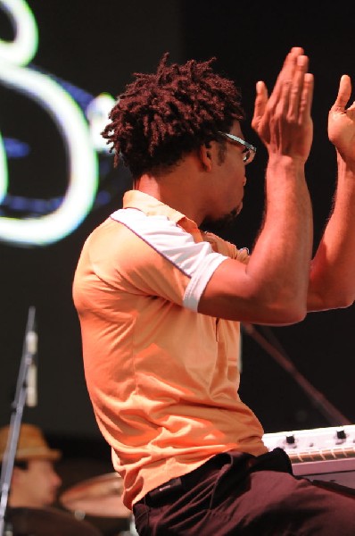 Salvador Santana Band at the Verizon Wireless Amphitheater