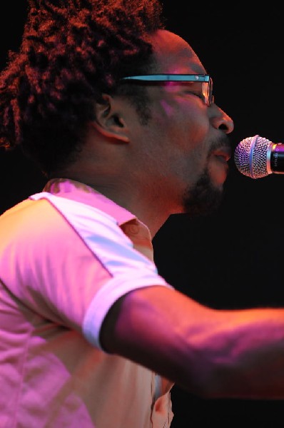 Salvador Santana Band at the Verizon Wireless Amphitheater