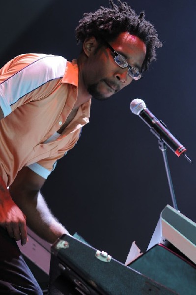 Salvador Santana Band at the Verizon Wireless Amphitheater