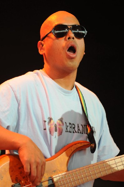 Salvador Santana Band at the Verizon Wireless Amphitheater