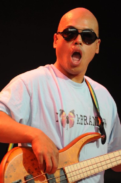 Salvador Santana Band at the Verizon Wireless Amphitheater