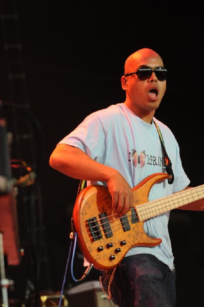 Salvador Santana Band at the Verizon Wireless Amphitheater