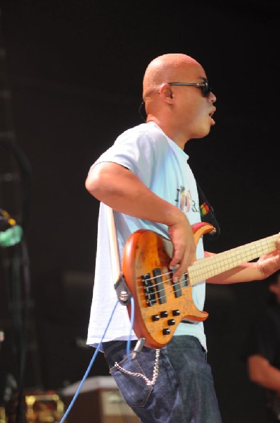 Salvador Santana Band at the Verizon Wireless Amphitheater