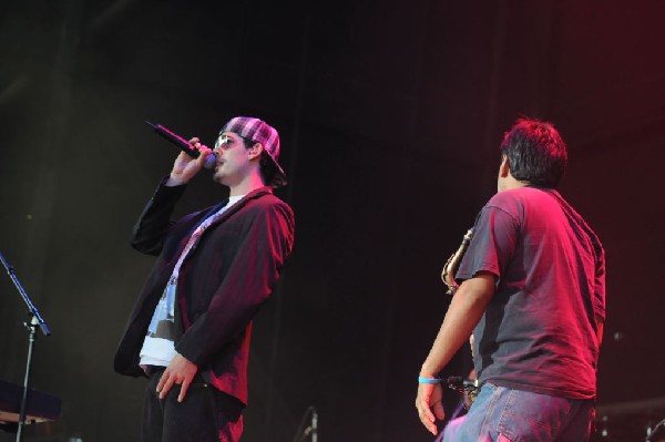 Salvador Santana Band at the Verizon Wireless Amphitheater