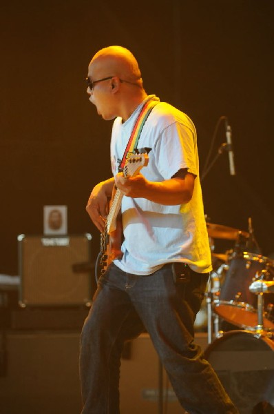 Salvador Santana Band at the Verizon Wireless Amphitheater