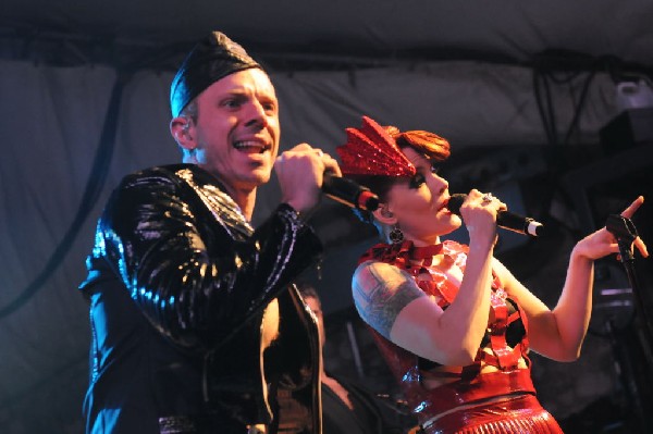 Scissor Sisters at Stubb's BarBQ, Austin, Texas April 3, 2011 - photo by je