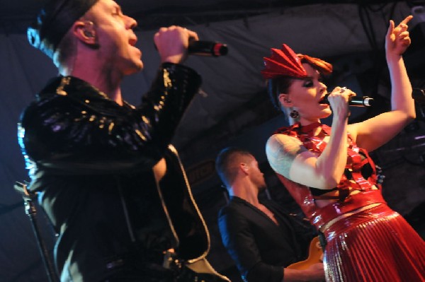 Scissor Sisters at Stubb's BarBQ, Austin, Texas April 3, 2011 - photo by je