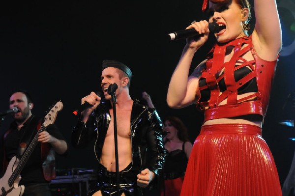 Scissor Sisters at Stubb's BarBQ, Austin, Texas April 3, 2011 - photo by je