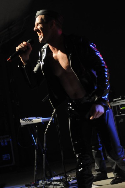 Scissor Sisters at Stubb's BarBQ, Austin, Texas April 3, 2011 - photo by je